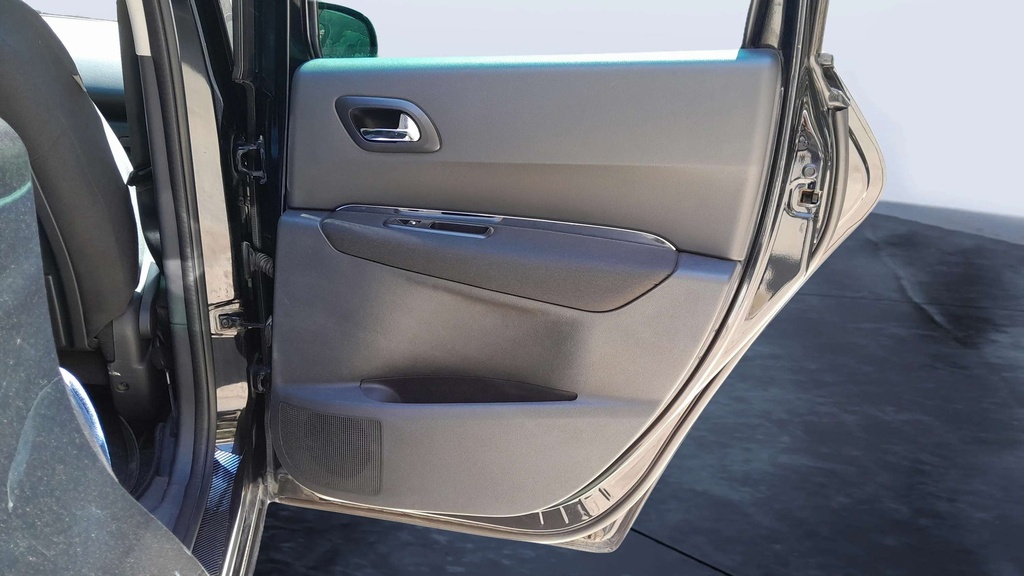 RR R DOOR