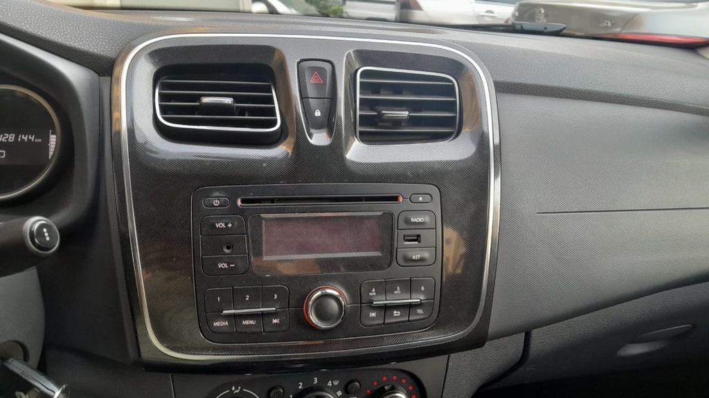 MULTIMEDIA SCREEN