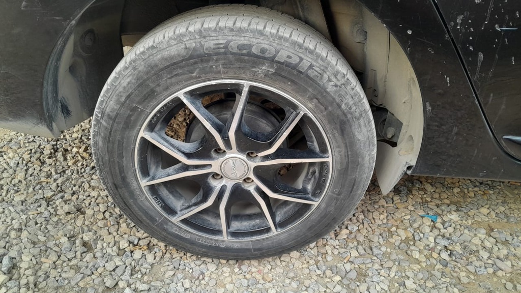 RR R TIRE