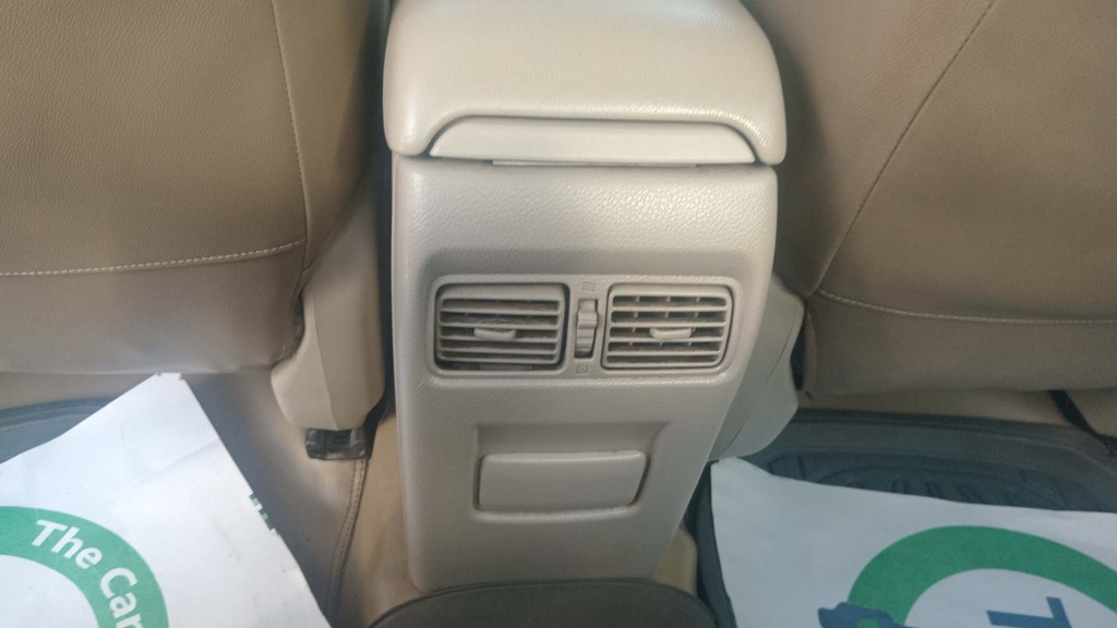 RR AC GRILL
