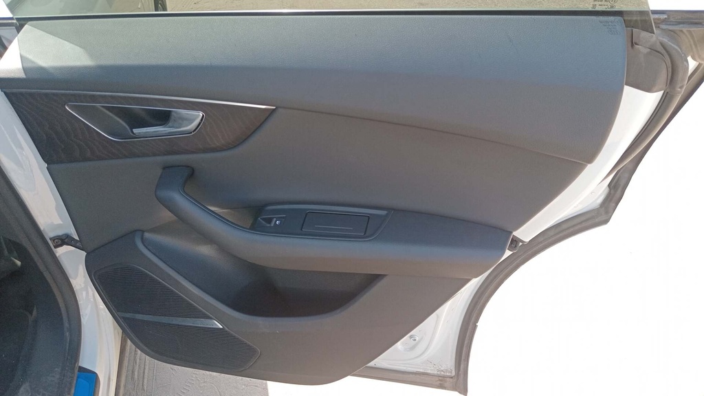 RR R DOOR