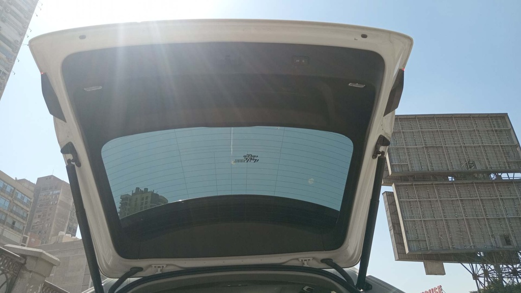 TRUNK HOOD