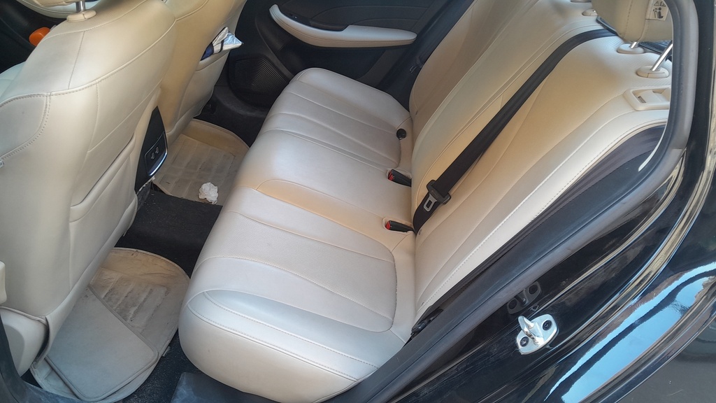 RR SEATS