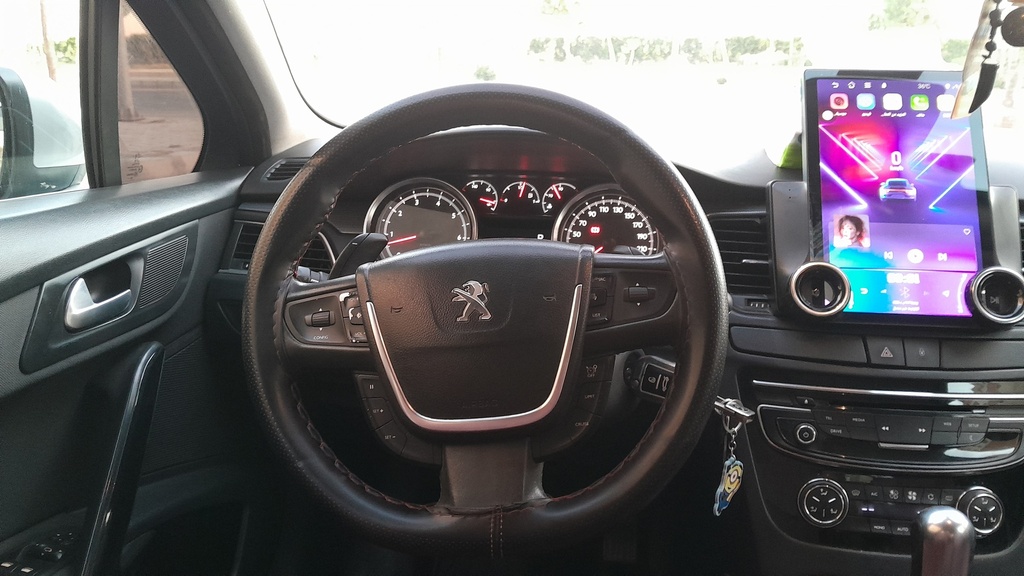 STEERING WHEEL