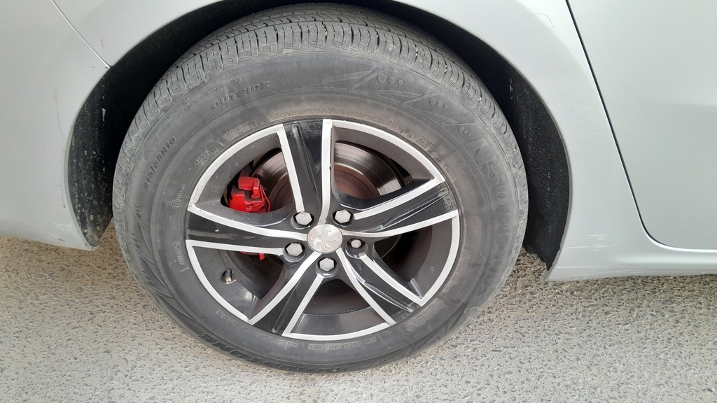 RR R TIRE