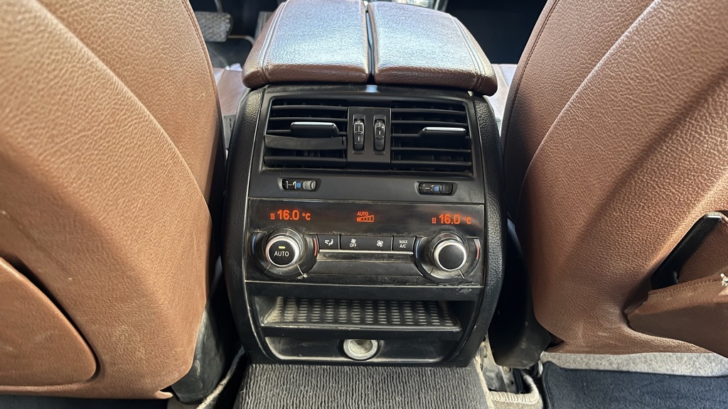 RR AC GRILL