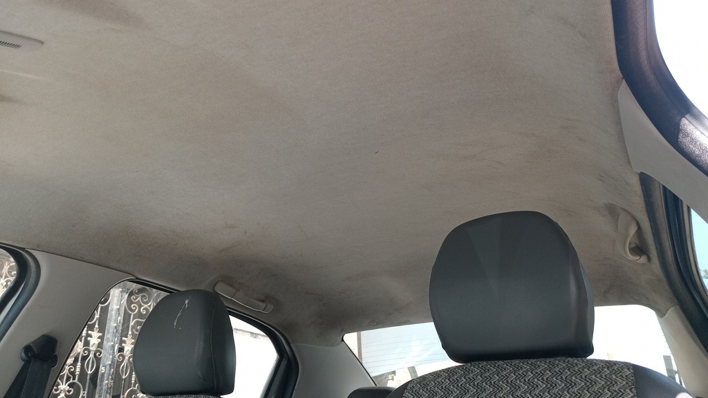 CAR ROOF MAT