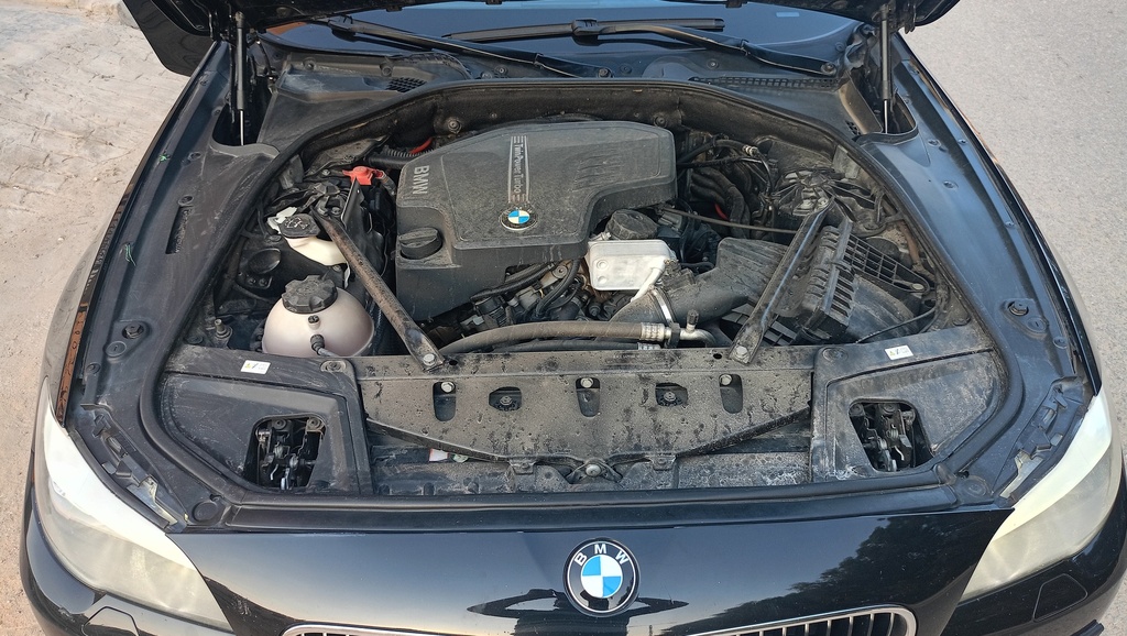 ENGINE COMPARTMENT