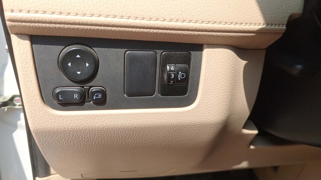 LIGHT SWITCHES