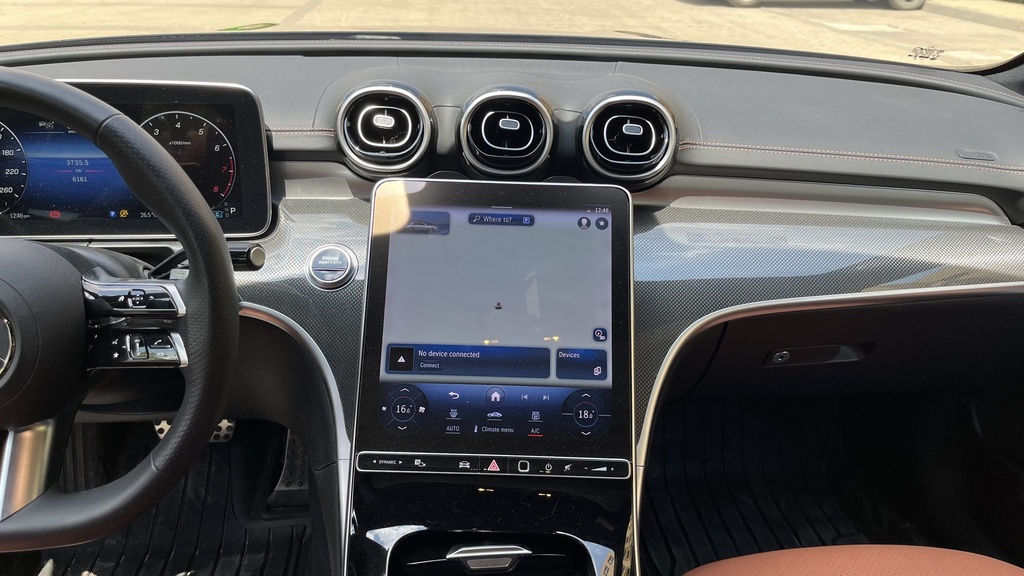 MULTIMEDIA SCREEN