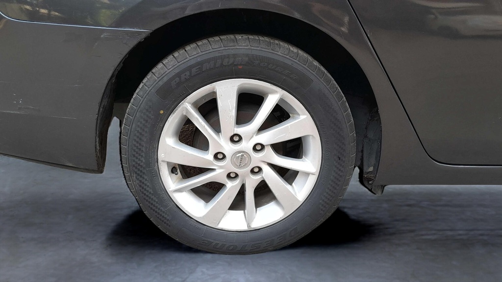 RR R TIRE