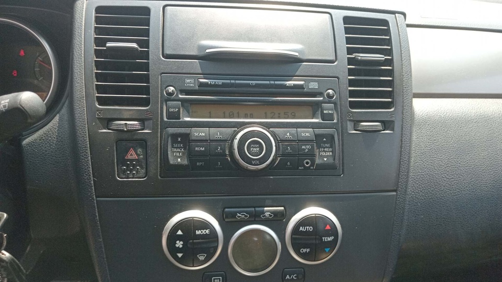 MULTIMEDIA SCREEN