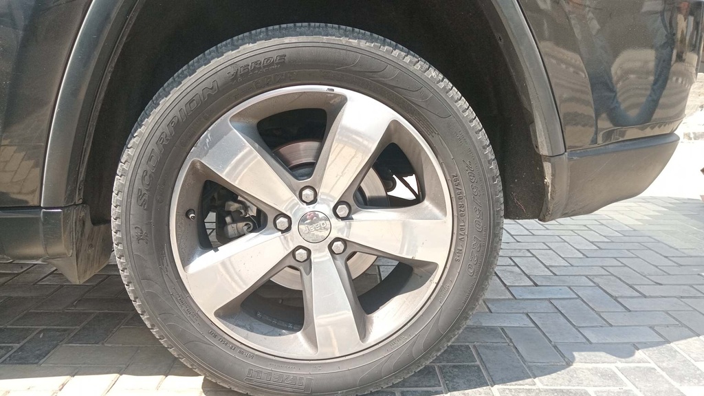 RR L TIRE