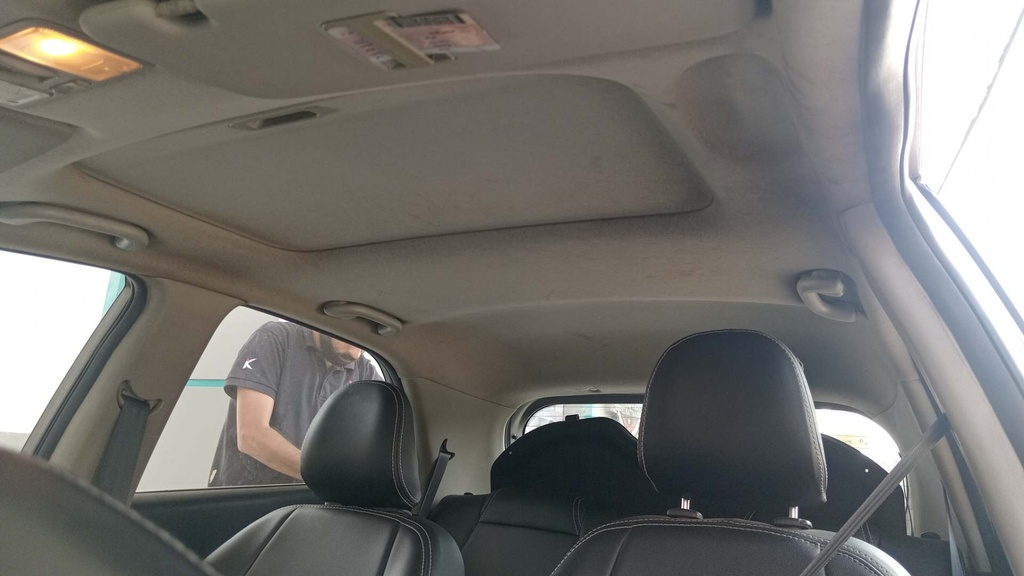 CAR ROOF MAT