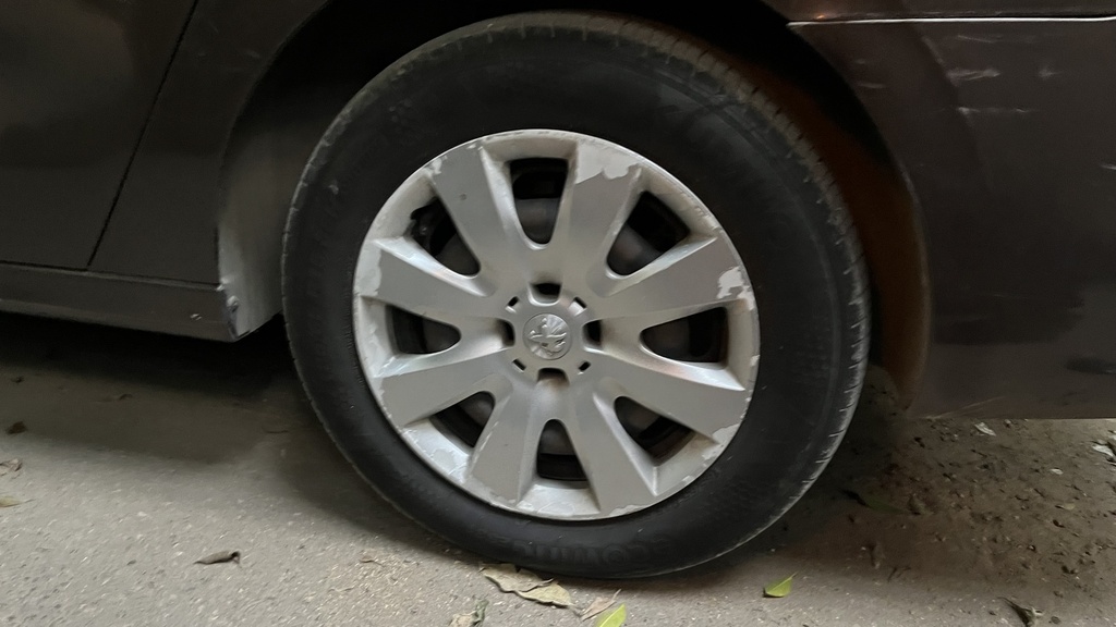 RR L TIRE