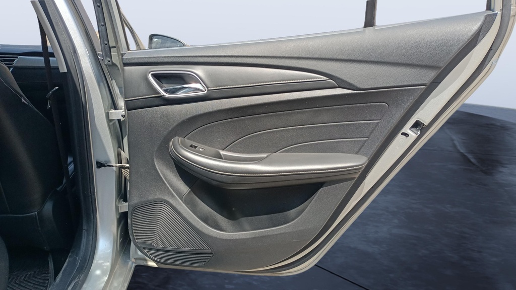RR R DOOR