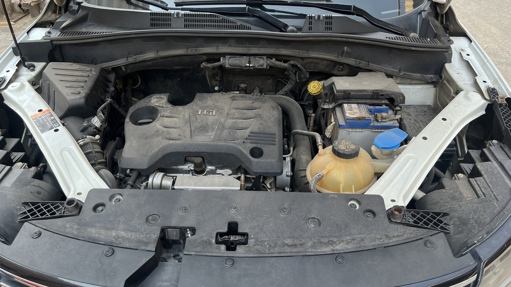 ENGINE COMPARTMENT
