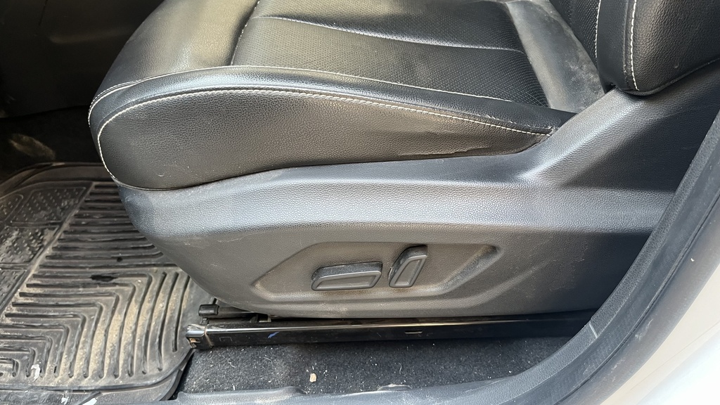 DRIVER SEAT SWITCHES