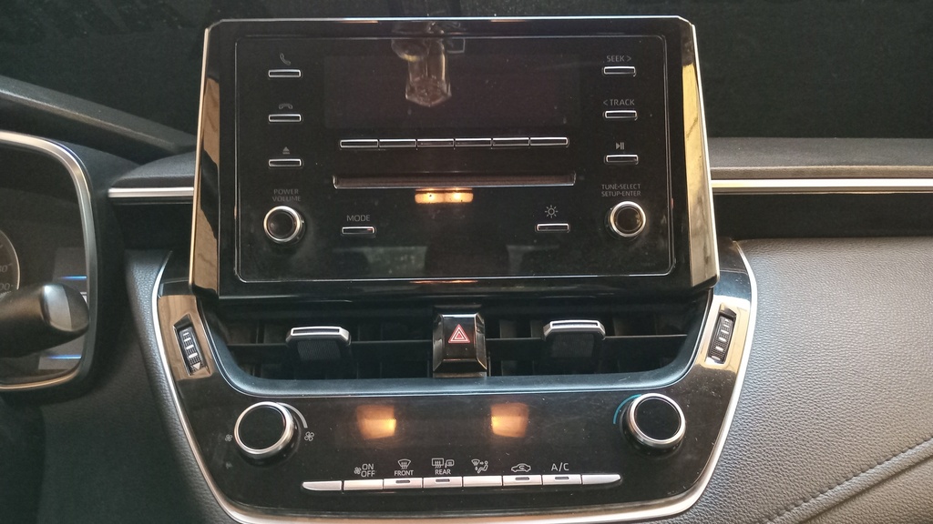 MULTIMEDIA SCREEN