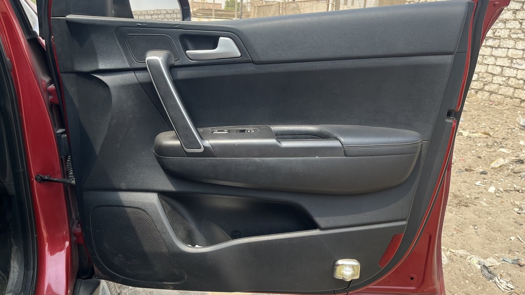 FR R DOOR