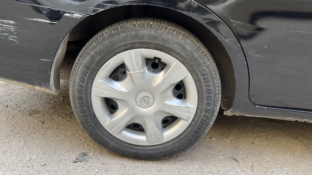 RR R TIRE
