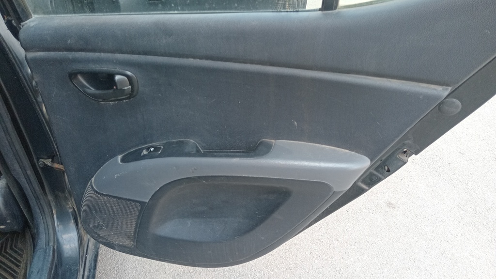 RR R DOOR