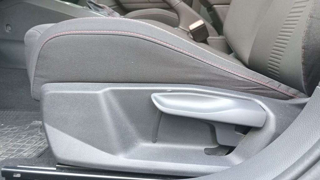 DRIVER SEAT SWITCHES