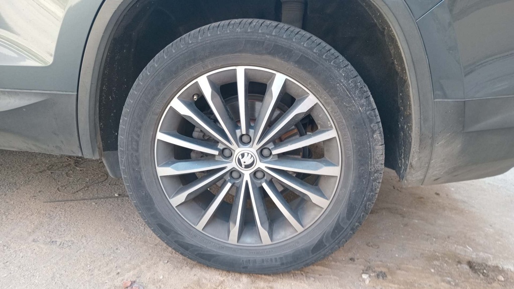 RR L TIRE