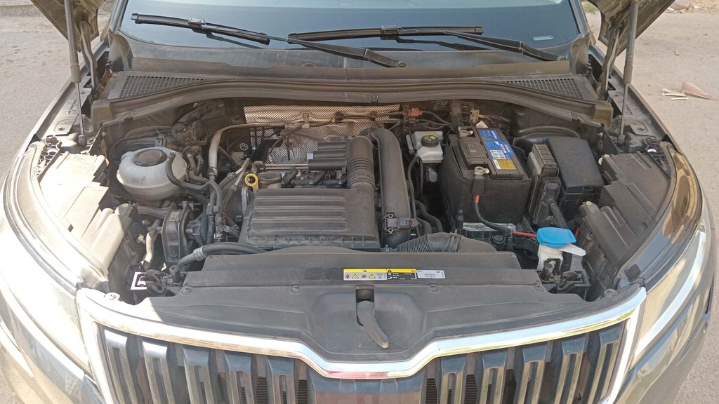 ENGINE COMPARTMENT