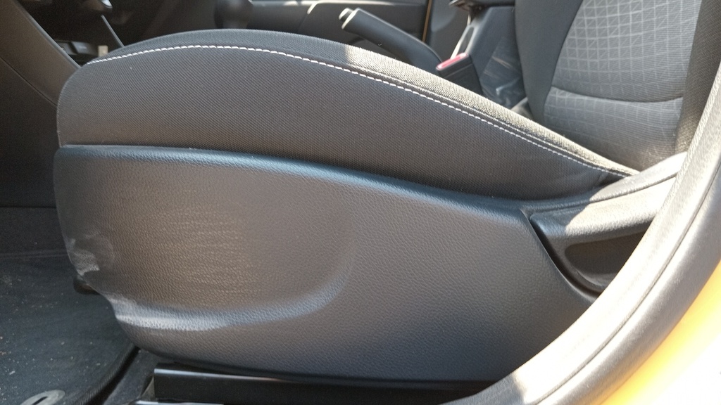 DRIVER SEAT SWITCHES