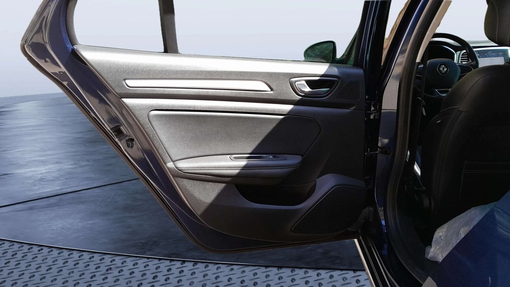 RR L DOOR