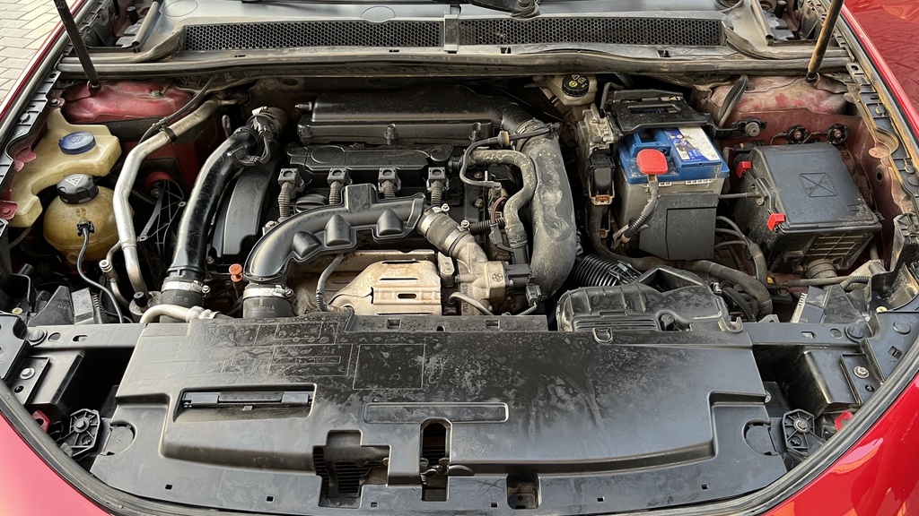 ENGINE COMPARTMENT