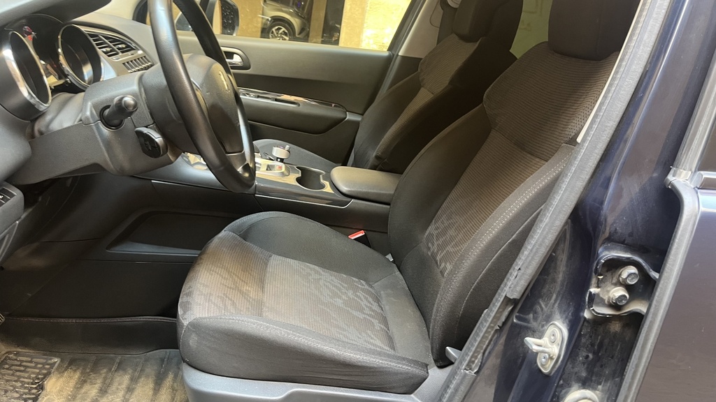 FR SEATS