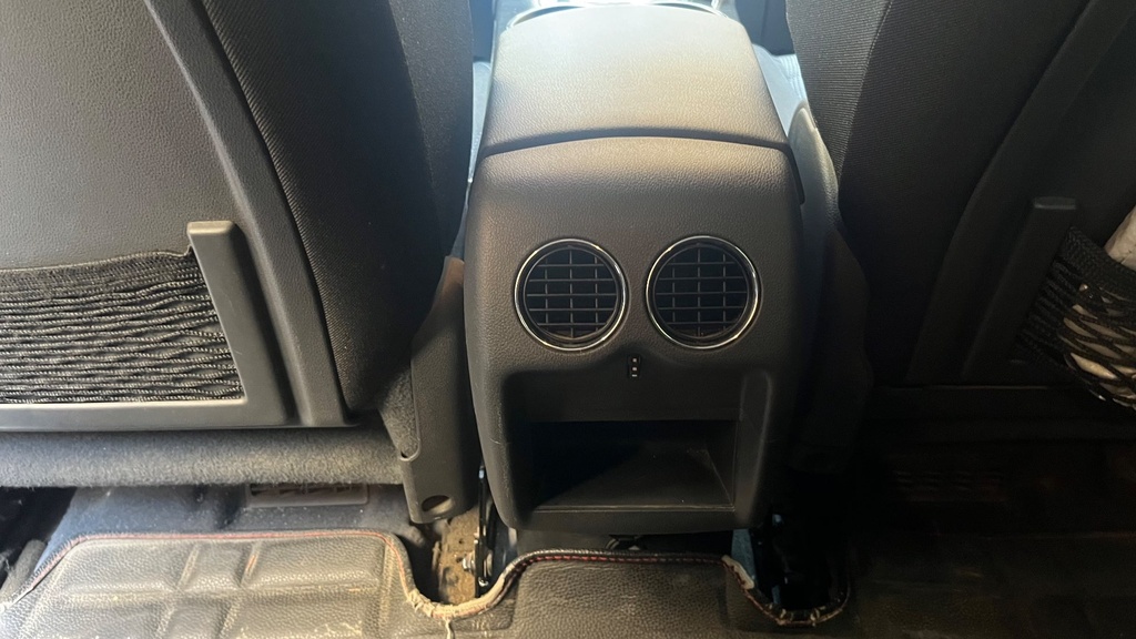 RR AC GRILL