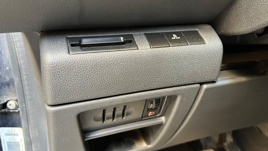 LIGHT SWITCHES