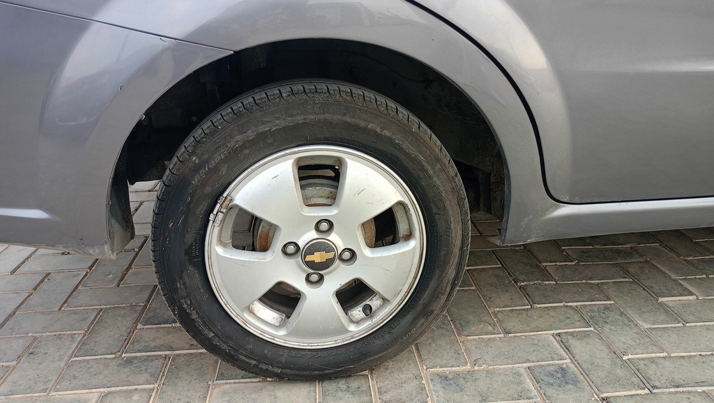 RR R TIRE