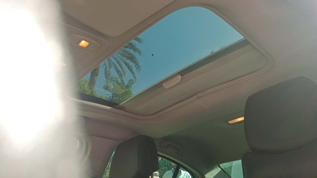 CAR ROOF MAT