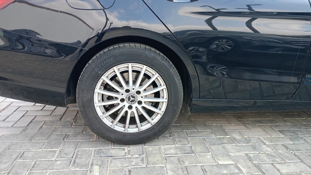 RR R TIRE