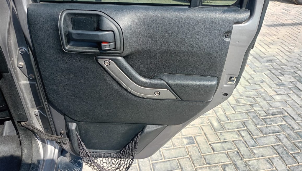 RR R DOOR