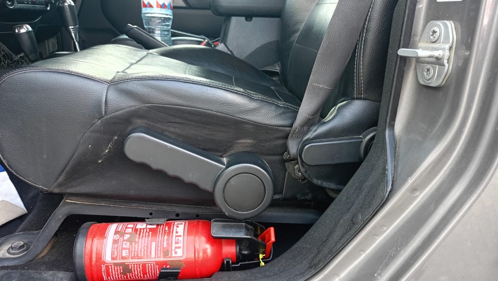 DRIVER SEAT SWITCHES