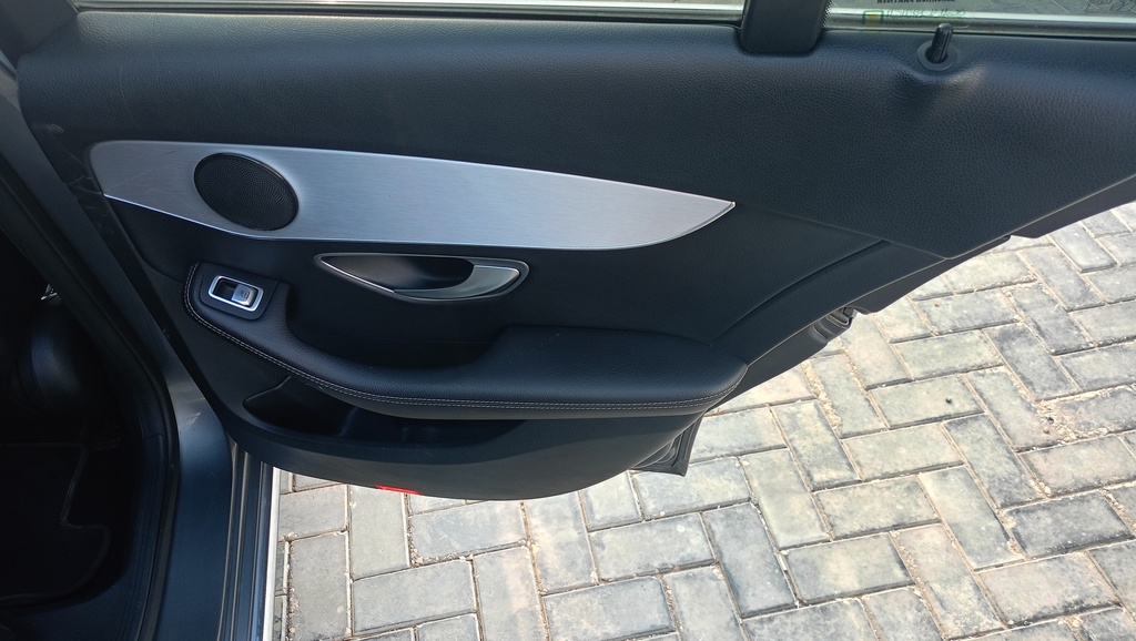 RR R DOOR