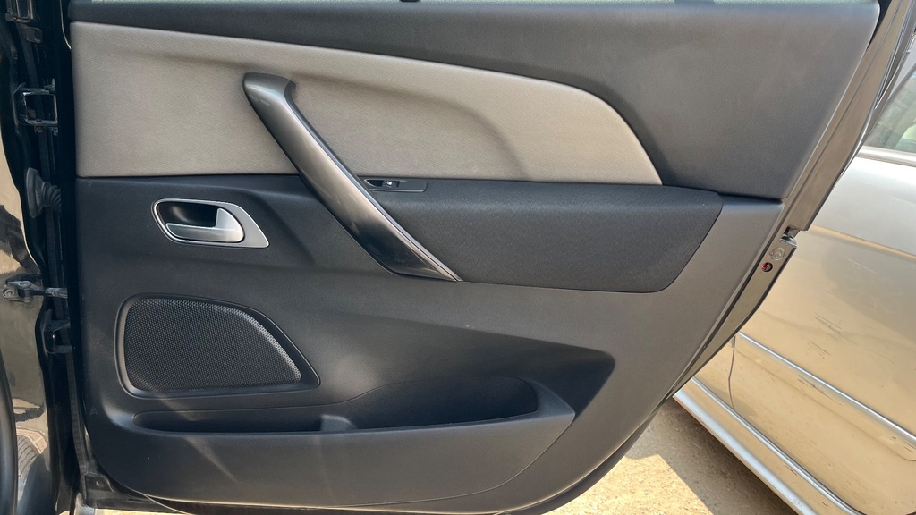 RR R DOOR