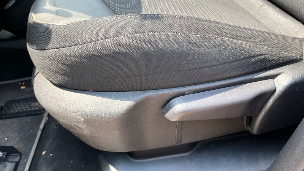 DRIVER SEAT SWITCHES