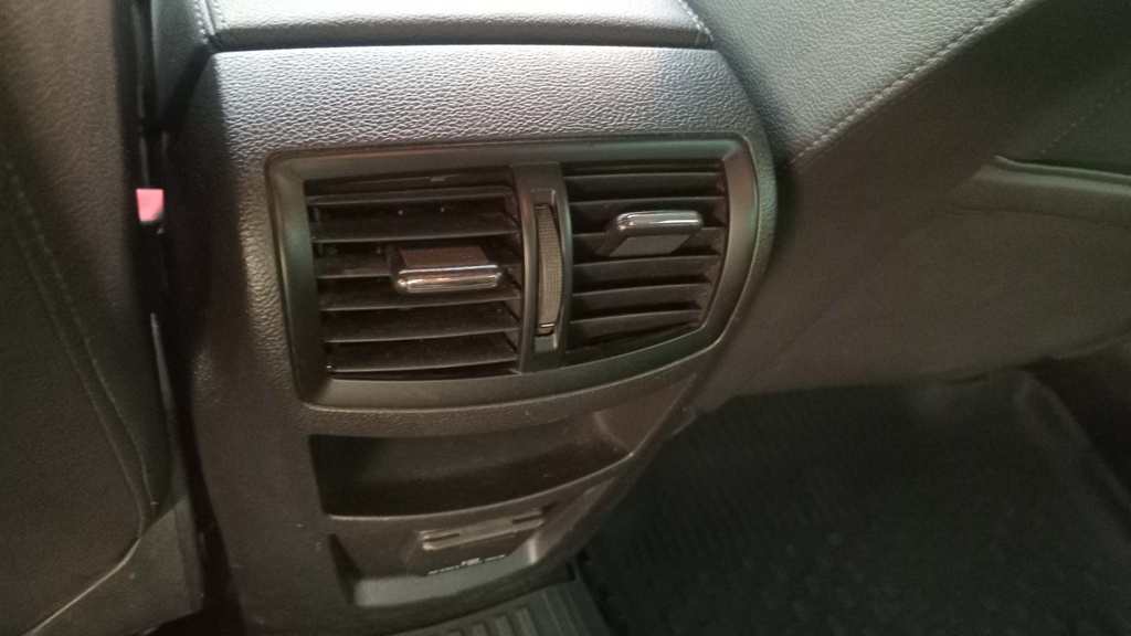 RR AC GRILL