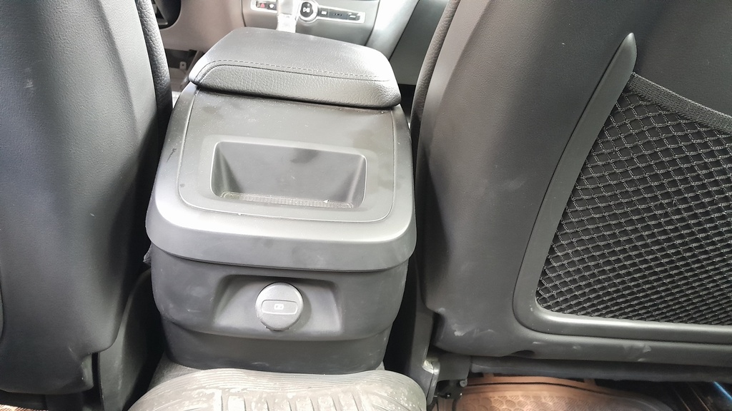 RR AC GRILL