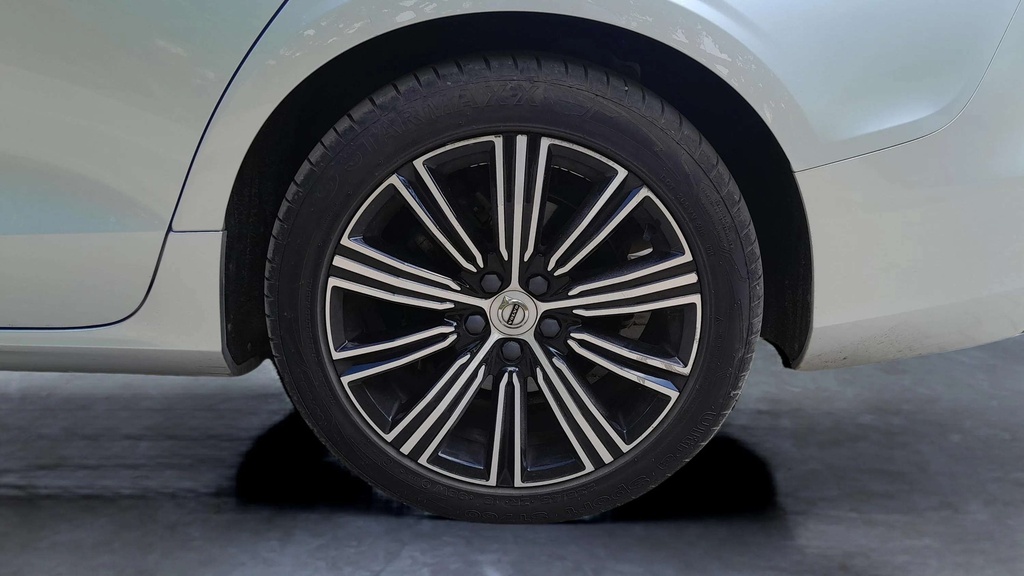 RR L TIRE