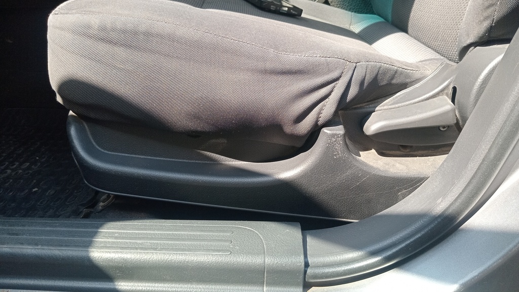 DRIVER SEAT SWITCHES