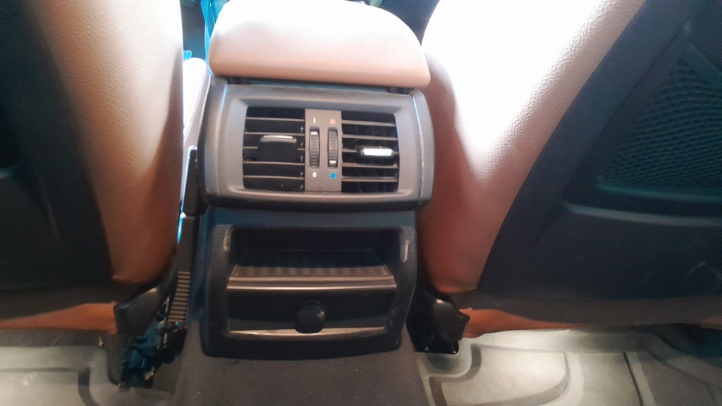 RR AC GRILL