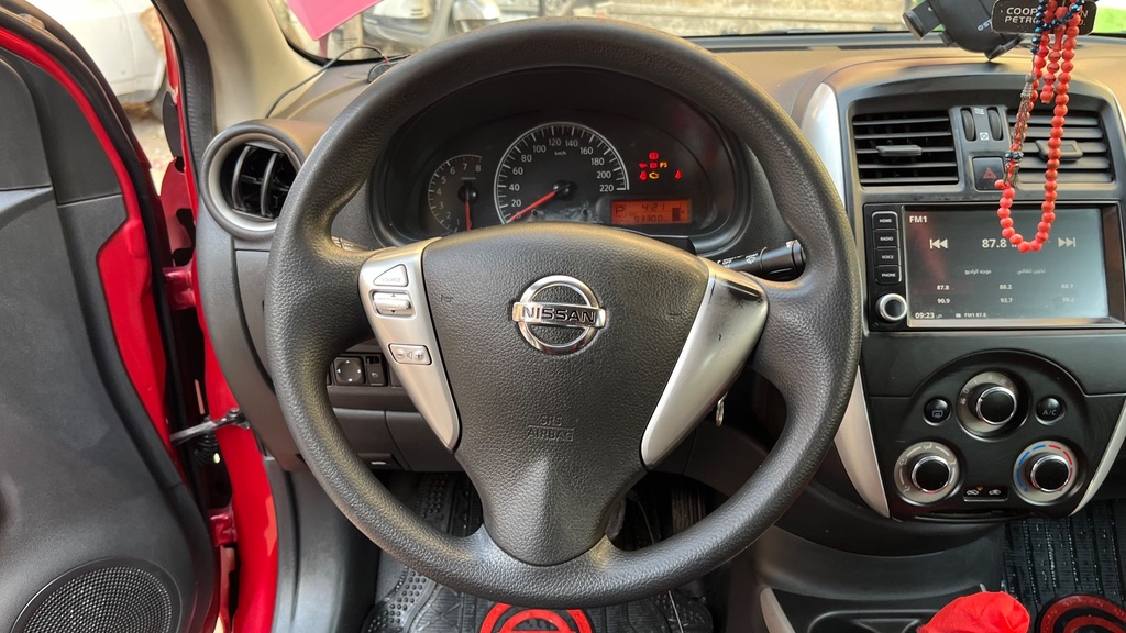 STEERING WHEEL