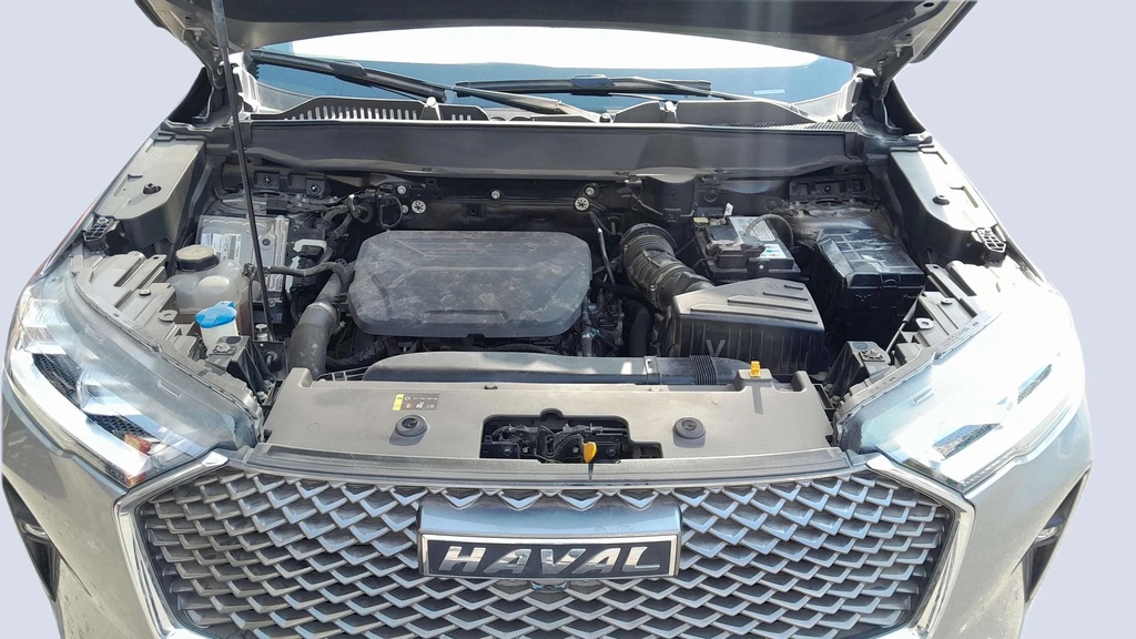 ENGINE COMPARTMENT